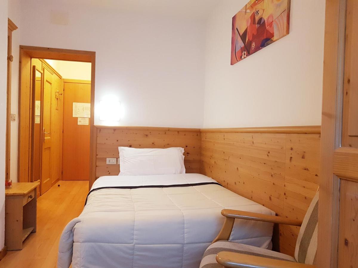 Hotel San Giusto Falcade Esterno foto