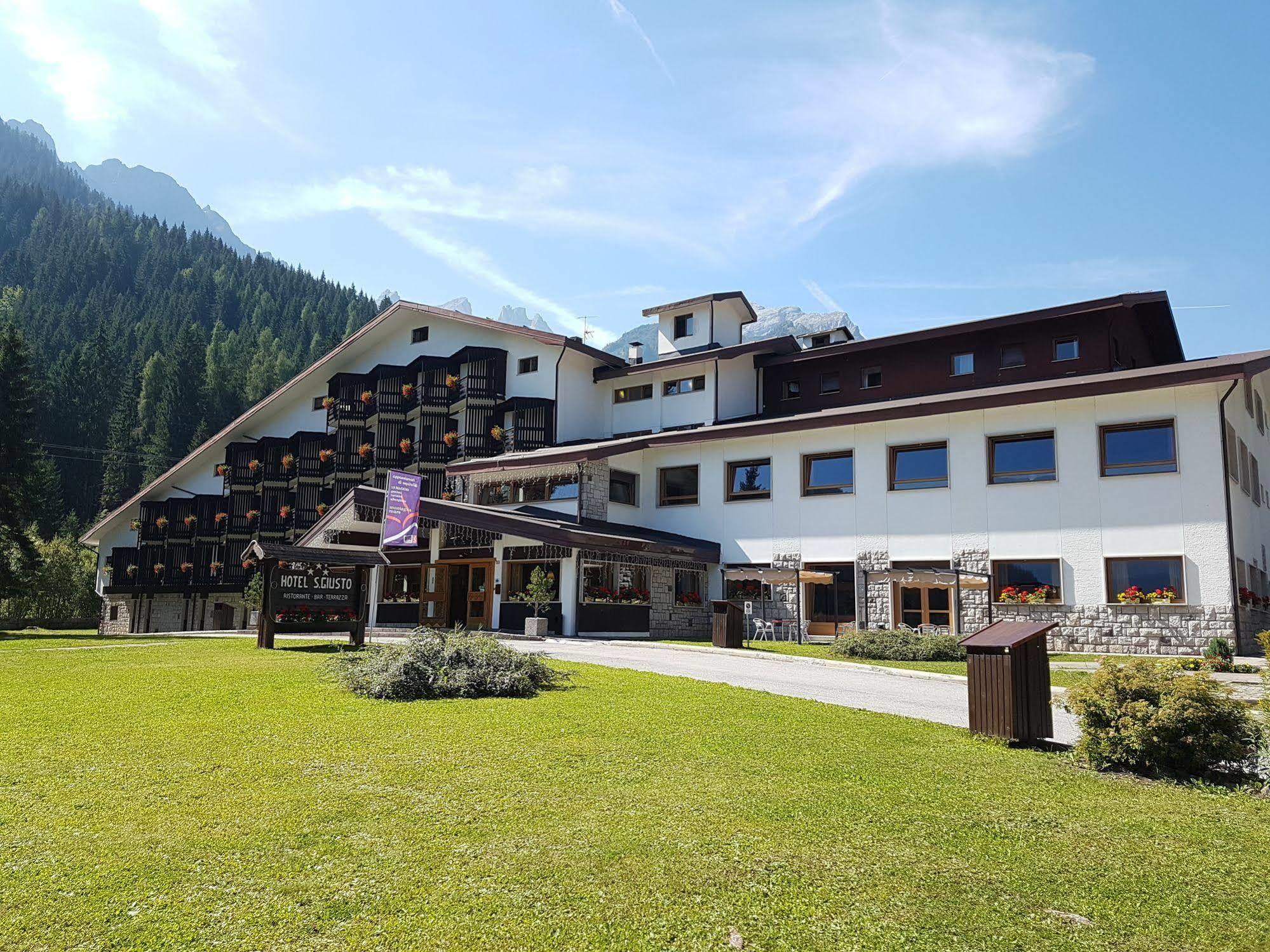 Hotel San Giusto Falcade Esterno foto