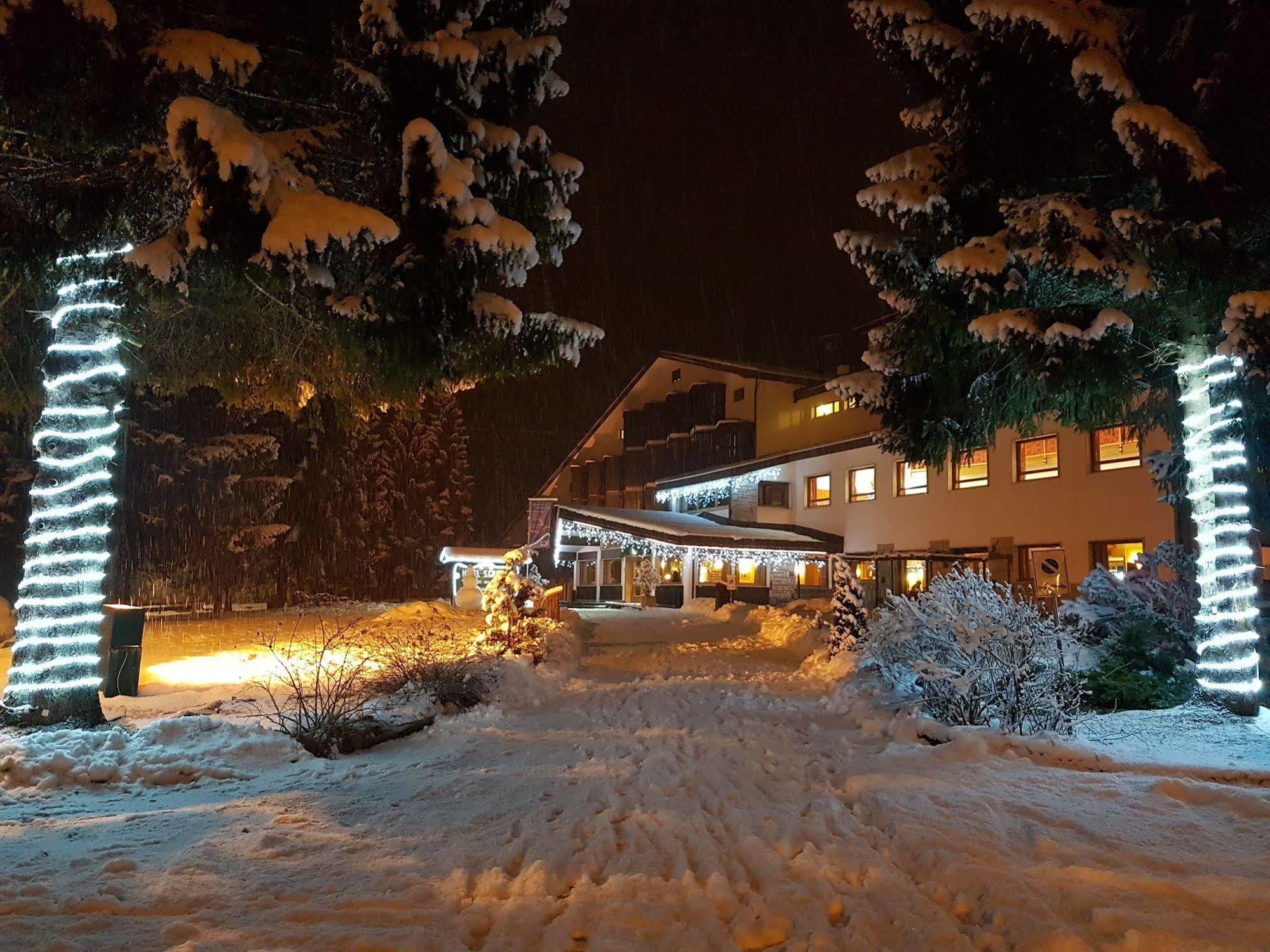Hotel San Giusto Falcade Esterno foto